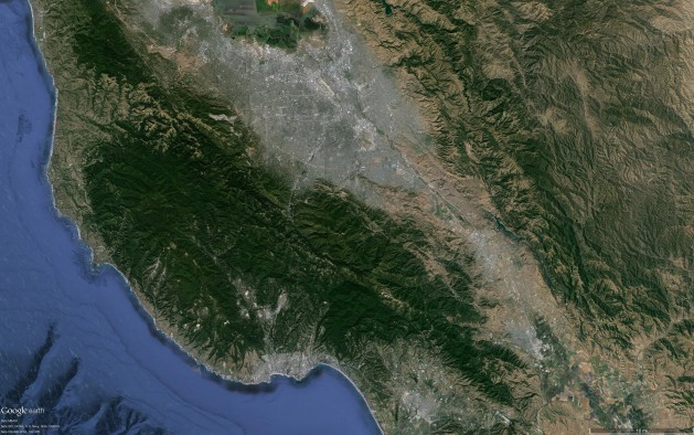 A Google Earth image of San Jose, CA, which has a low sprawl score and high upward mobility.